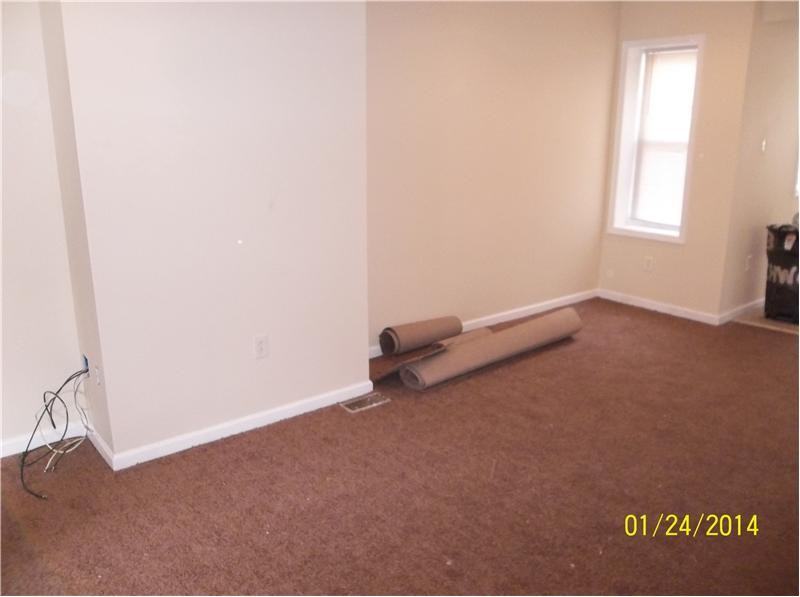 2143 S Beechwood St - Photo 2 of 8