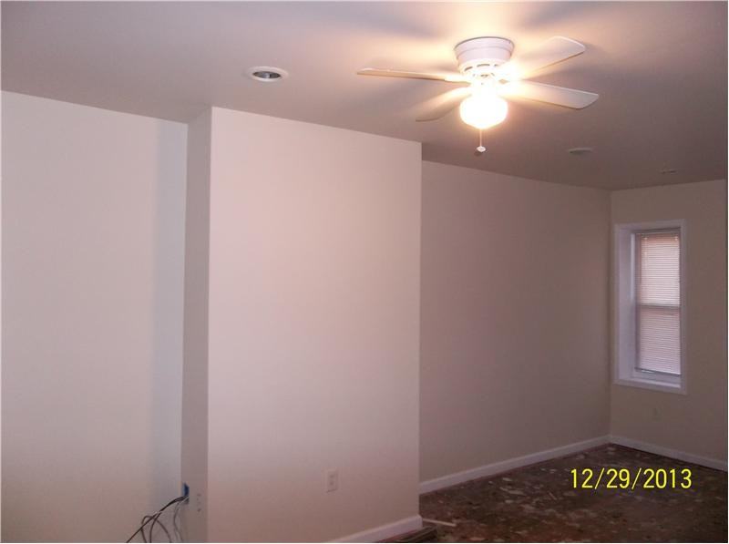 2143 S Beechwood St - Photo 3 of 8