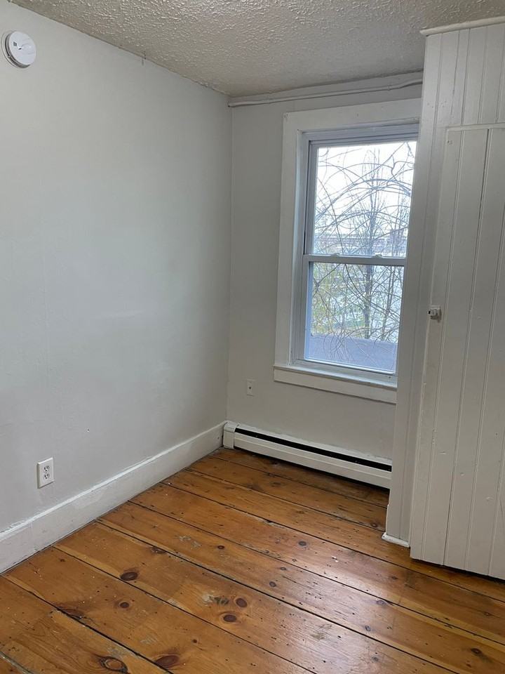 39 Hill St #204 - Photo 6 of 16