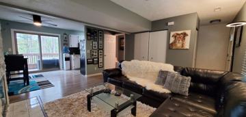 featured image of 3887 Emily Ln