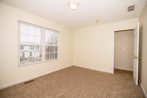 1435/1437 Creekside - Photo 3 of 10