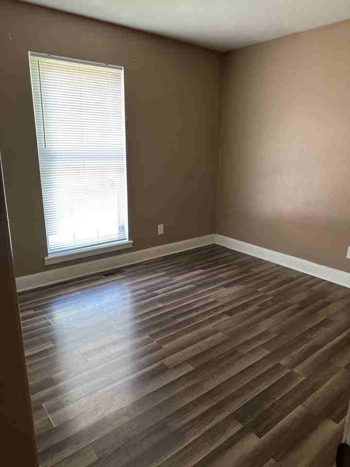 307-309 S Florida Avenue - Photo 3 of 14