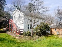 featured image of 806 S Main St