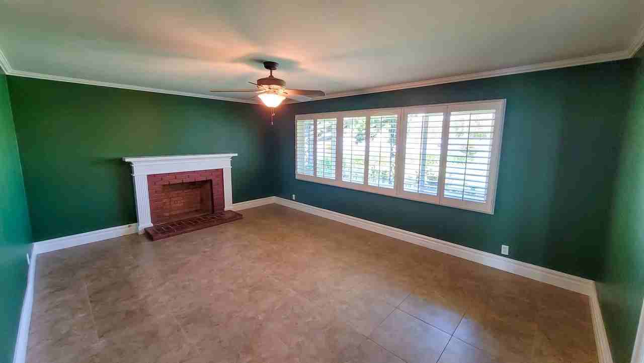 1251 Roanoke St - Photo 5 of 30
