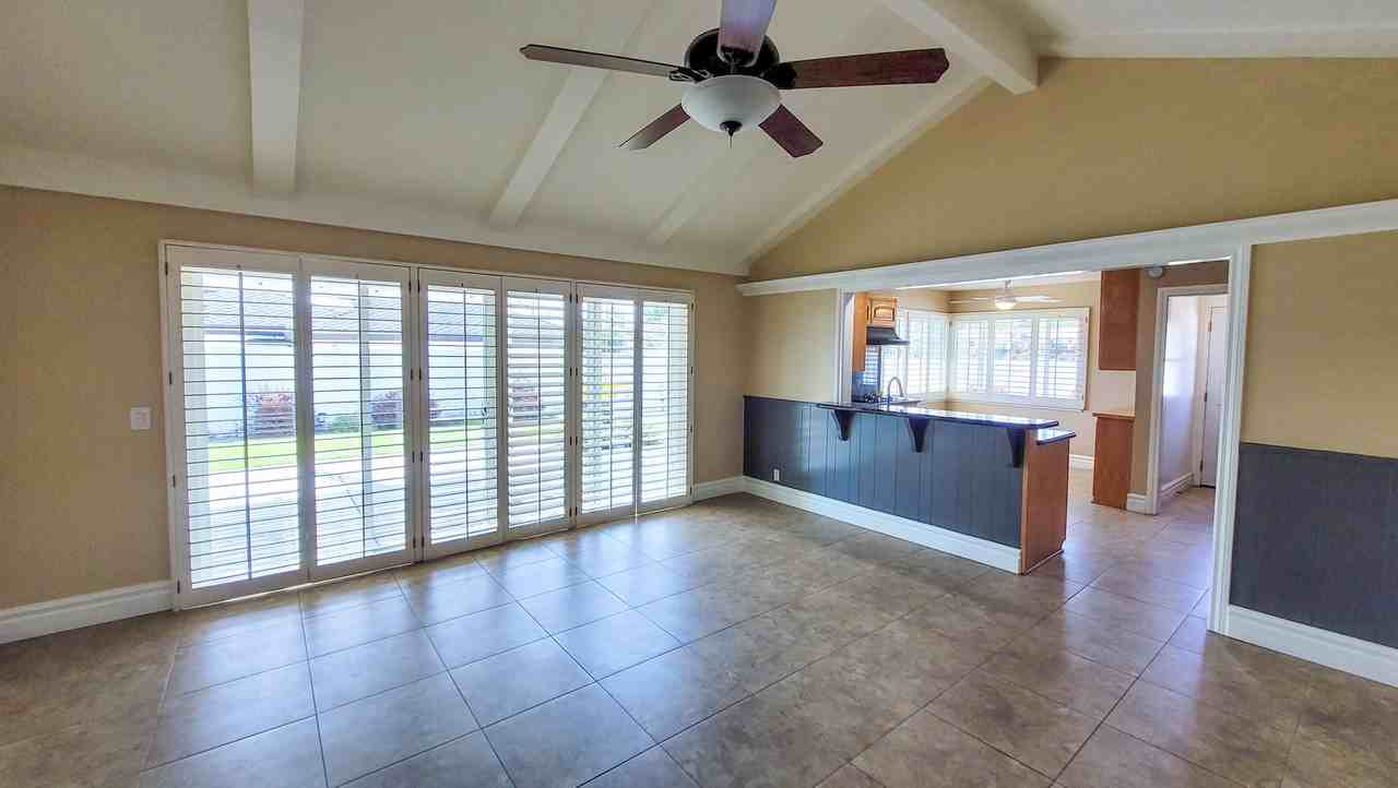 1251 Roanoke St - Photo 7 of 30