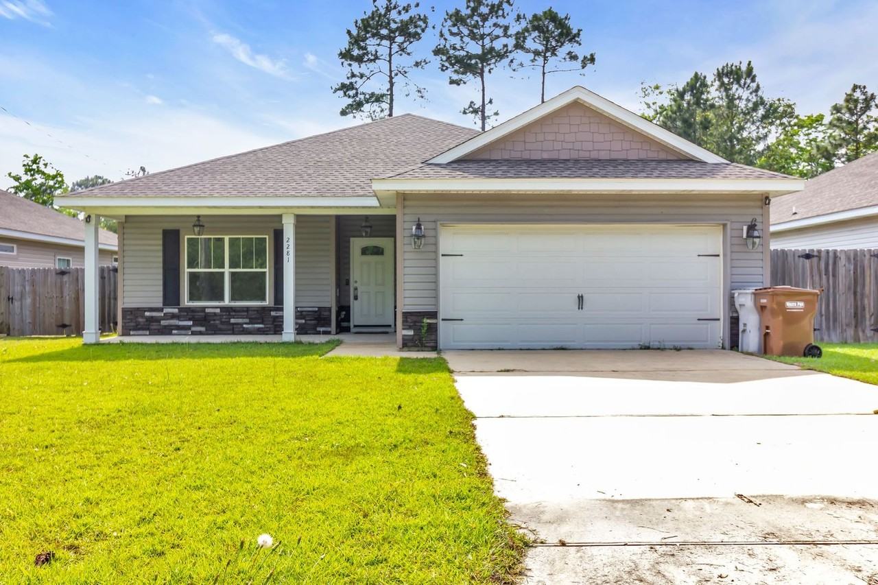 2281 Tom St - Photo 3 of 34