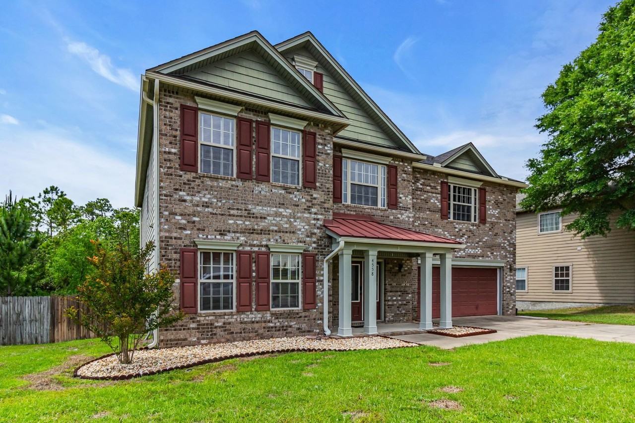 4558 Hermosa Rd - Photo 4 of 49