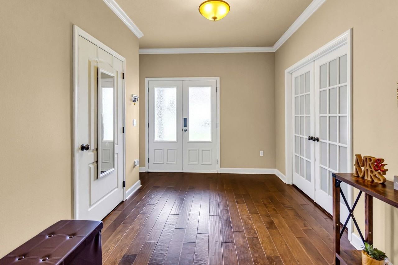 4558 Hermosa Rd - Photo 7 of 49