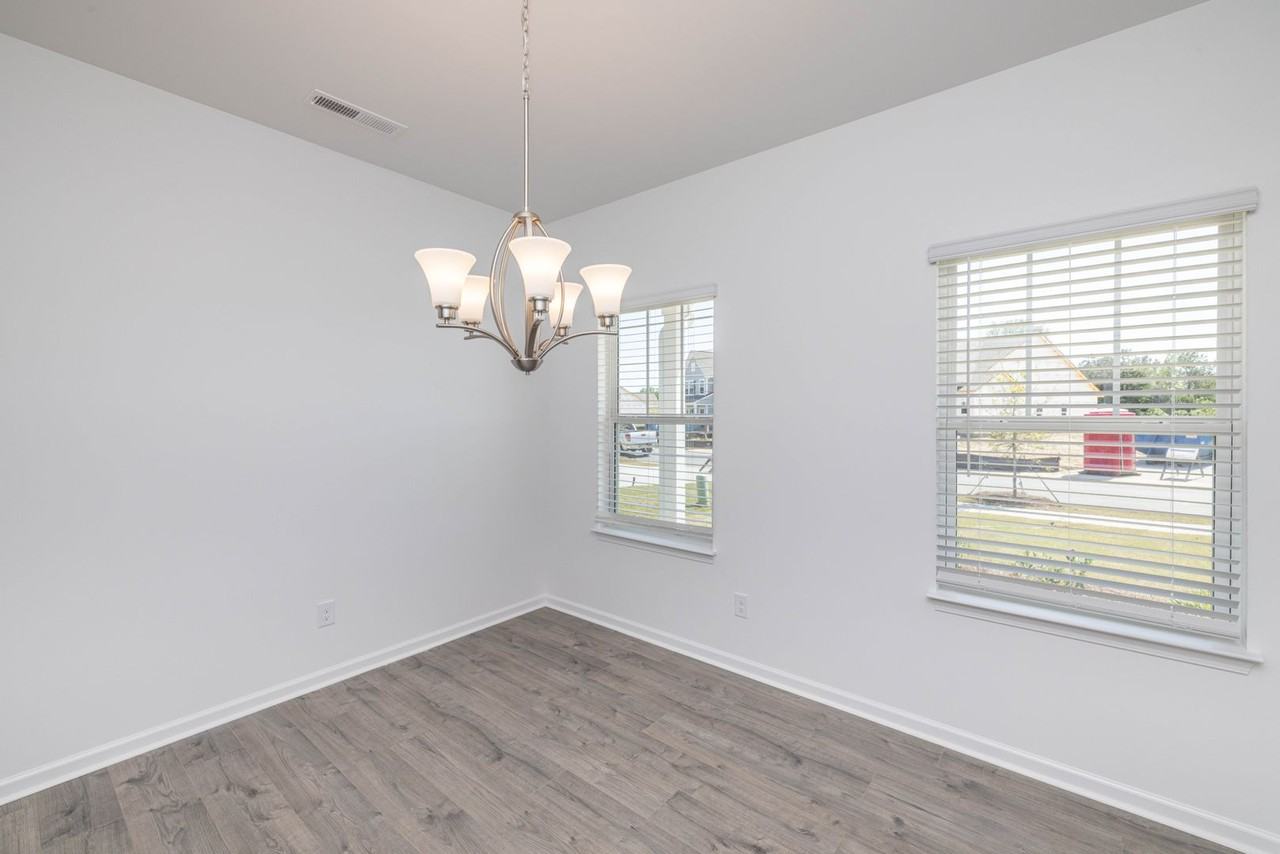 811 Scotch Meadows Loop - Photo 3 of 23