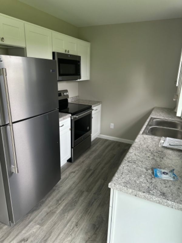 628 Country Ln - Photo 3 of 6
