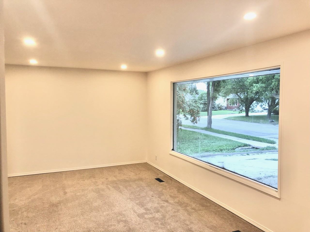 110 Barkman Avenue - Photo 2 of 10