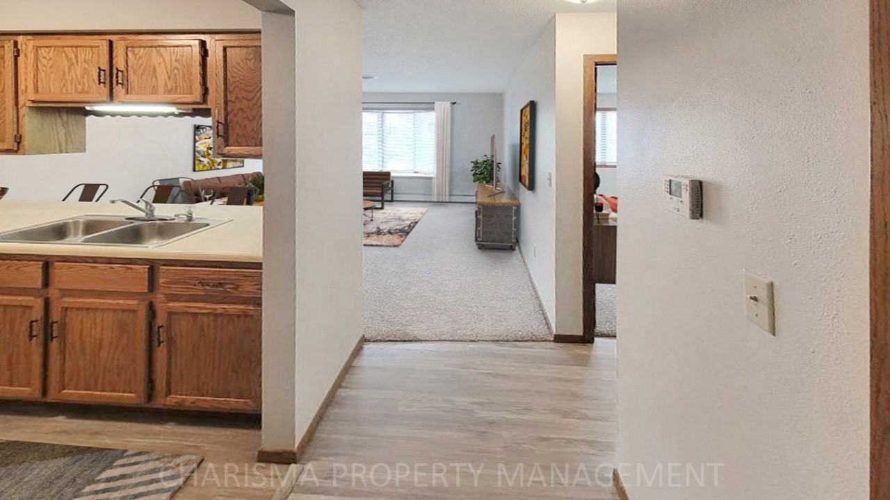 809 W 10th St #01 - Photo 3 of 18