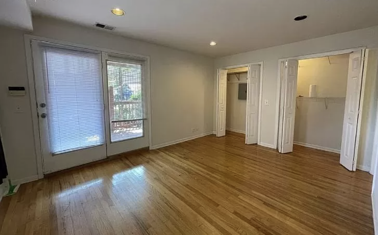 1525 W Augusta Blvd #1 - Photo 2 of 10