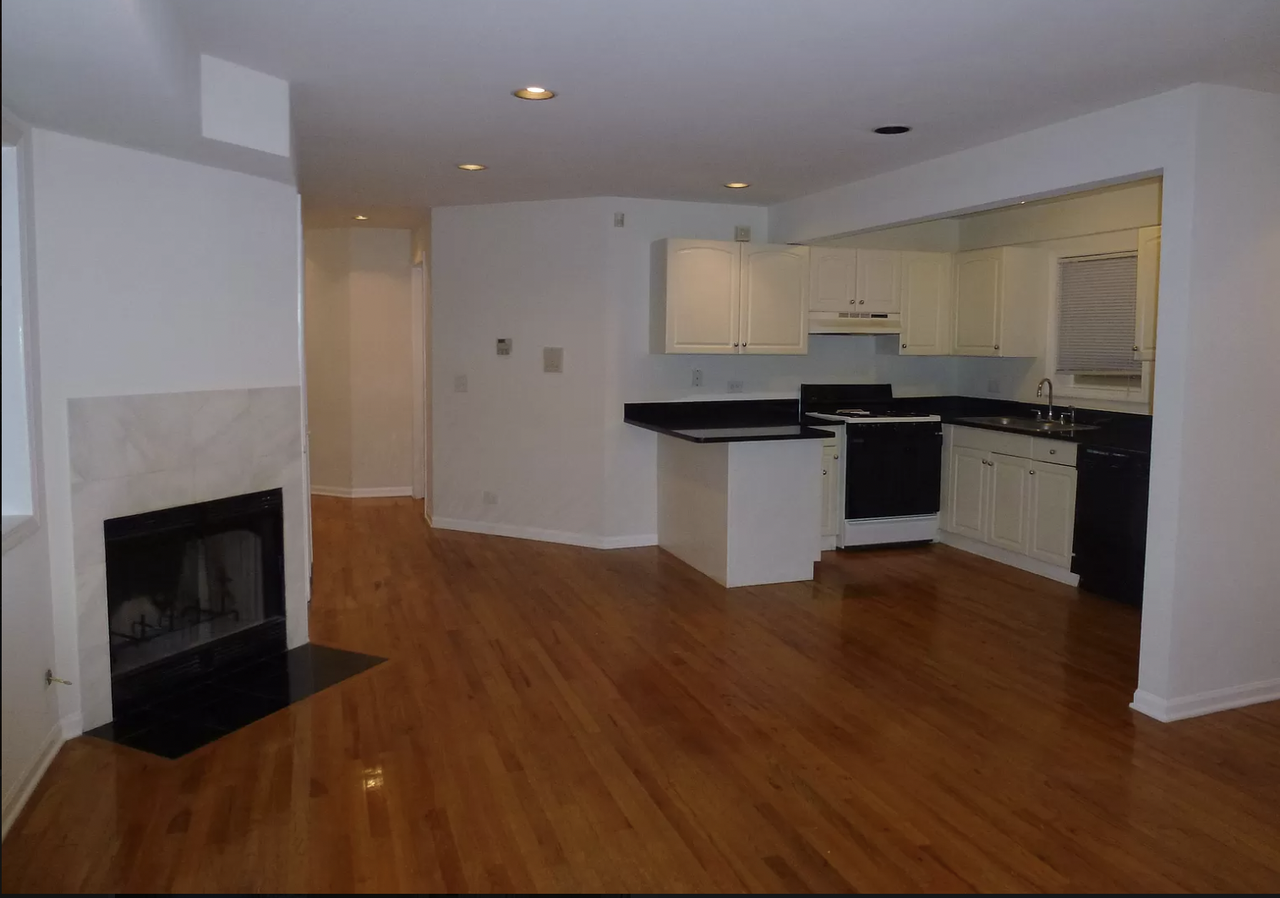 1525 W Augusta Blvd #1 - Photo 4 of 10