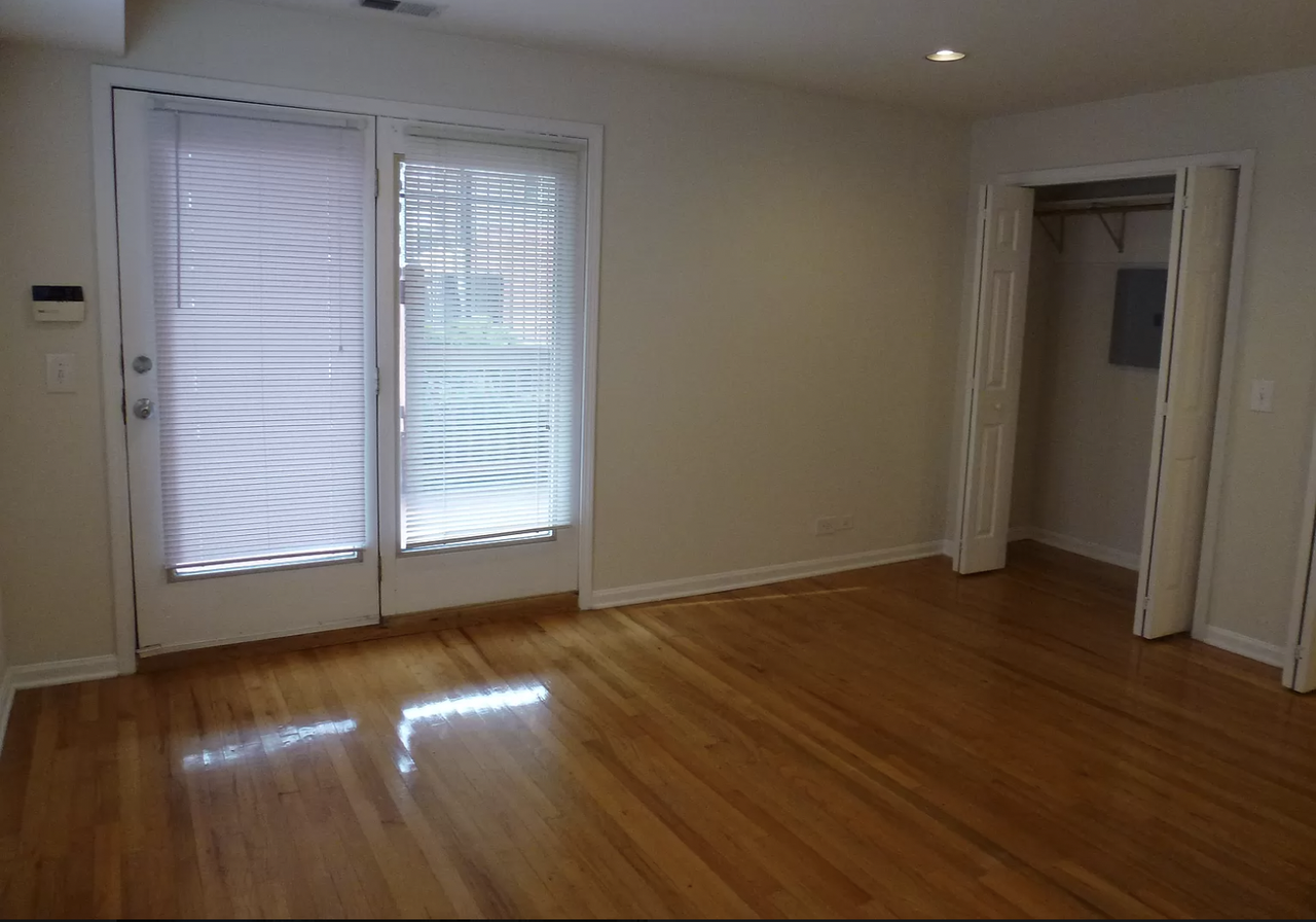 1525 W Augusta Blvd #1 - Photo 5 of 10