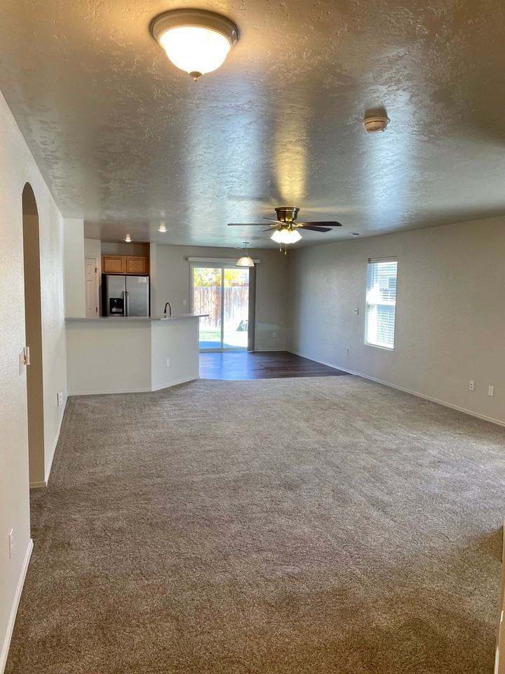 4282 S Glenmere Way #NA - Photo 5 of 9