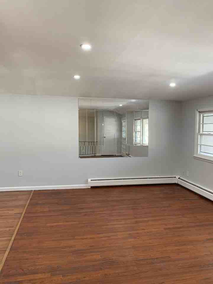 25412 Craft Ave #2 - Photo 3 of 12