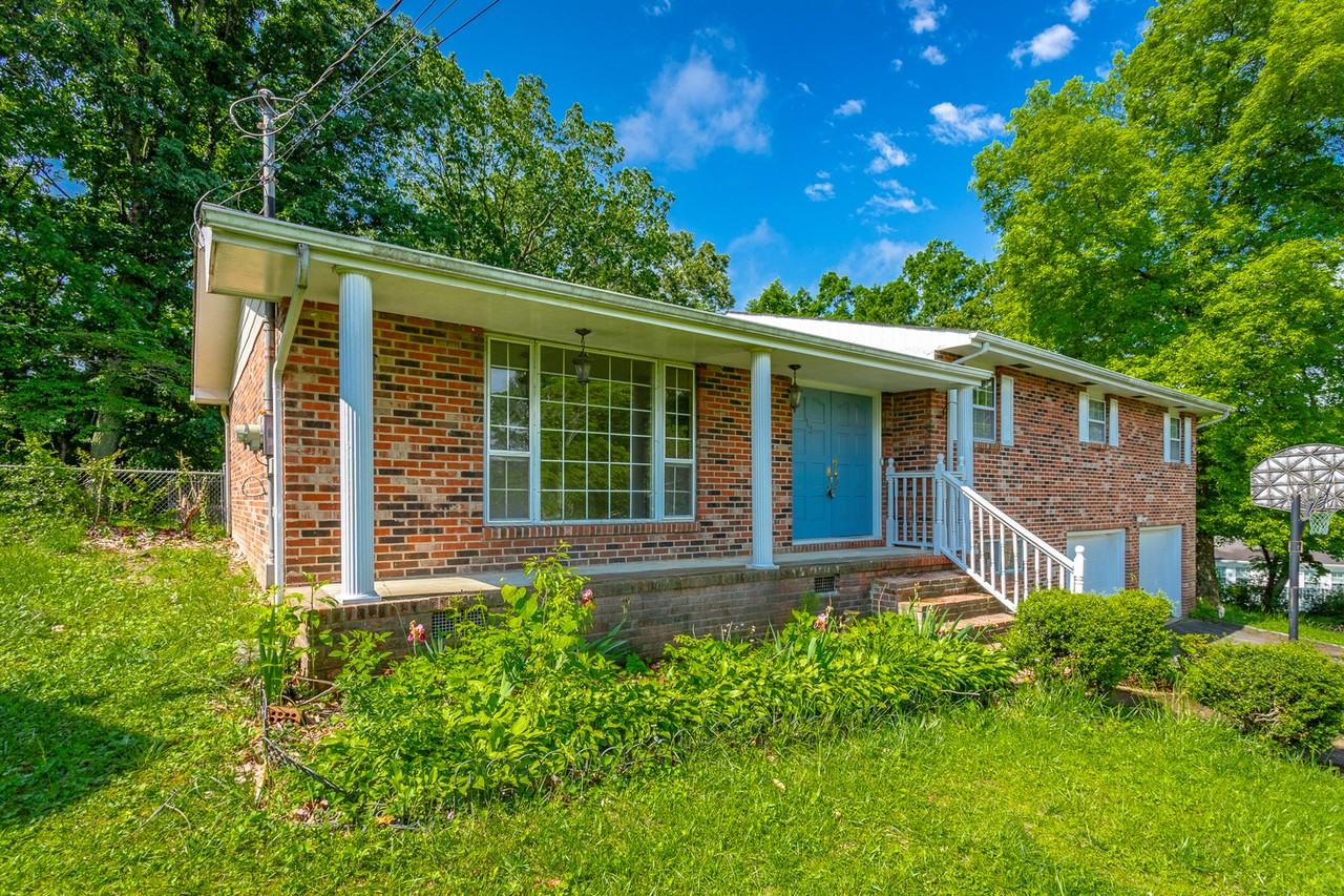 12 Sandra Dr #NA - Photo 3 of 47