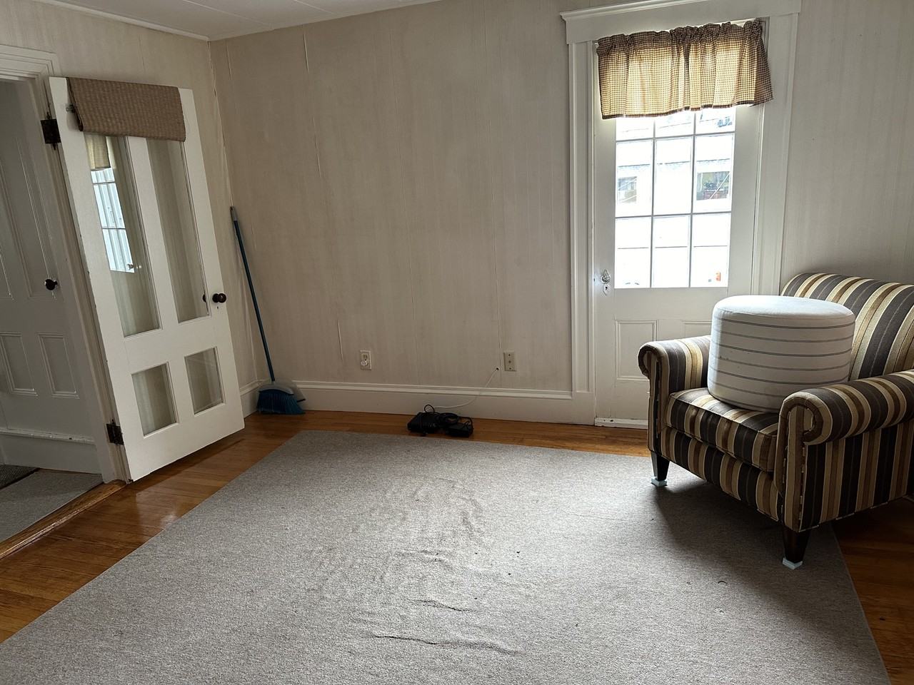 22 Cocasset St #2 - Photo 3 of 8