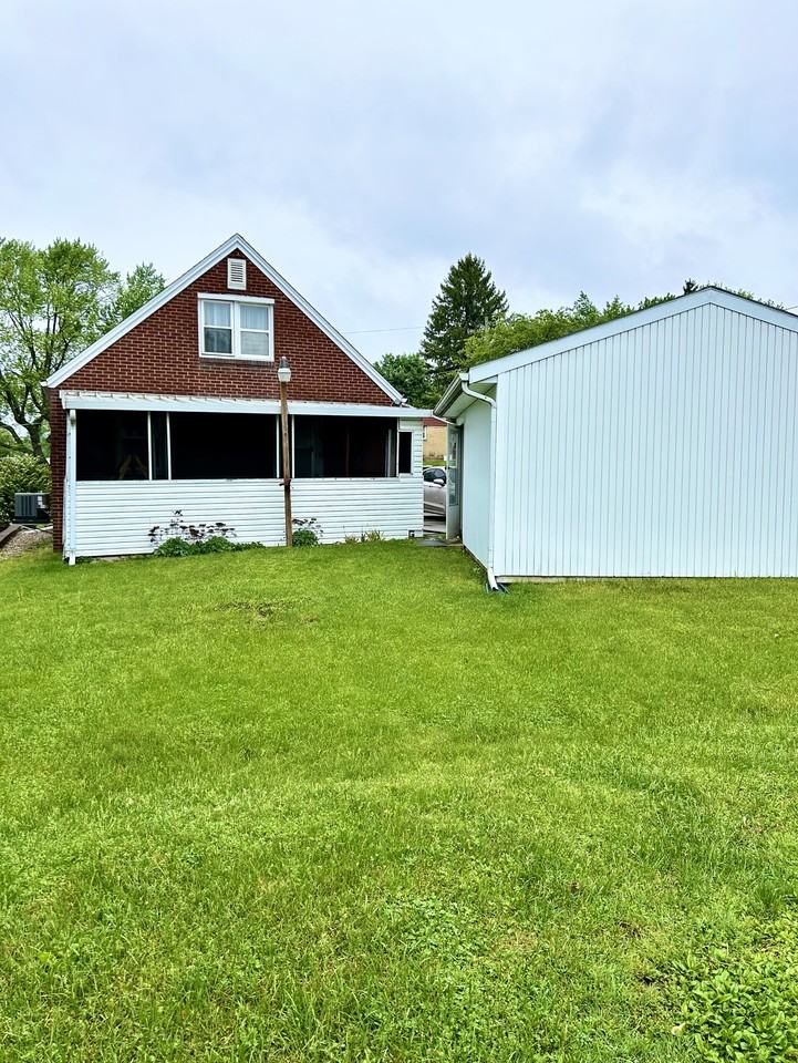 1544 24th St Nw #NA - Photo 2 of 24