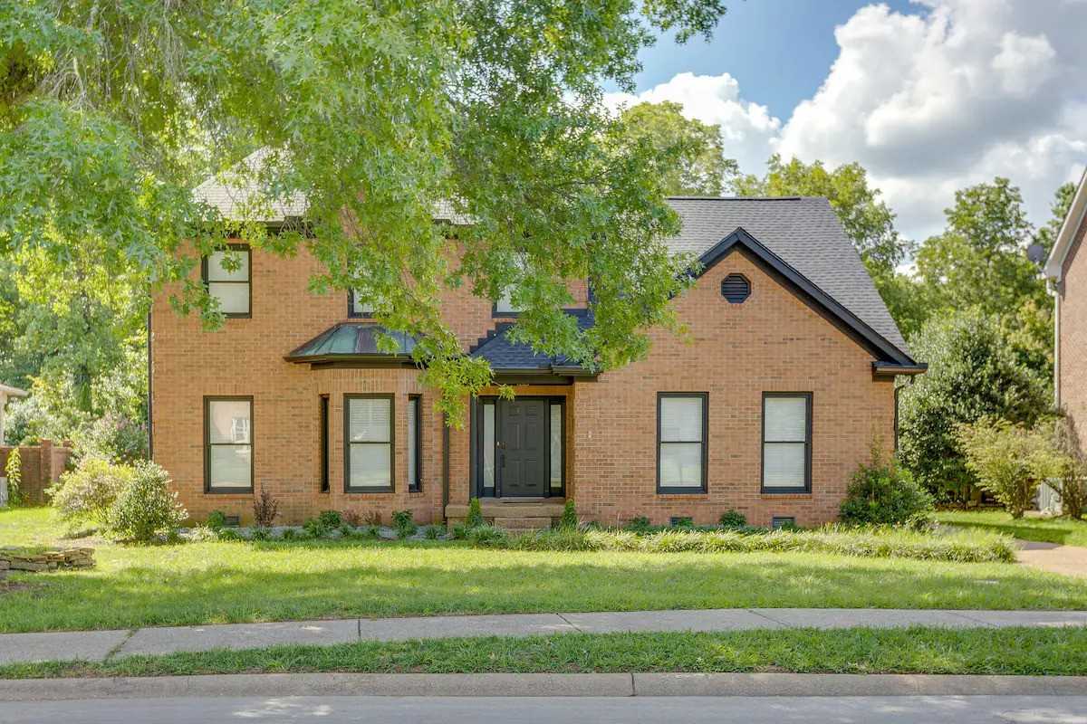 1119 Glenbrook Dr #NA - Photo 2 of 28