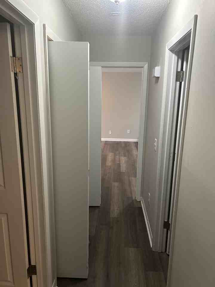 8241 Glenwoods Dr #8241 - Photo 3 of 10