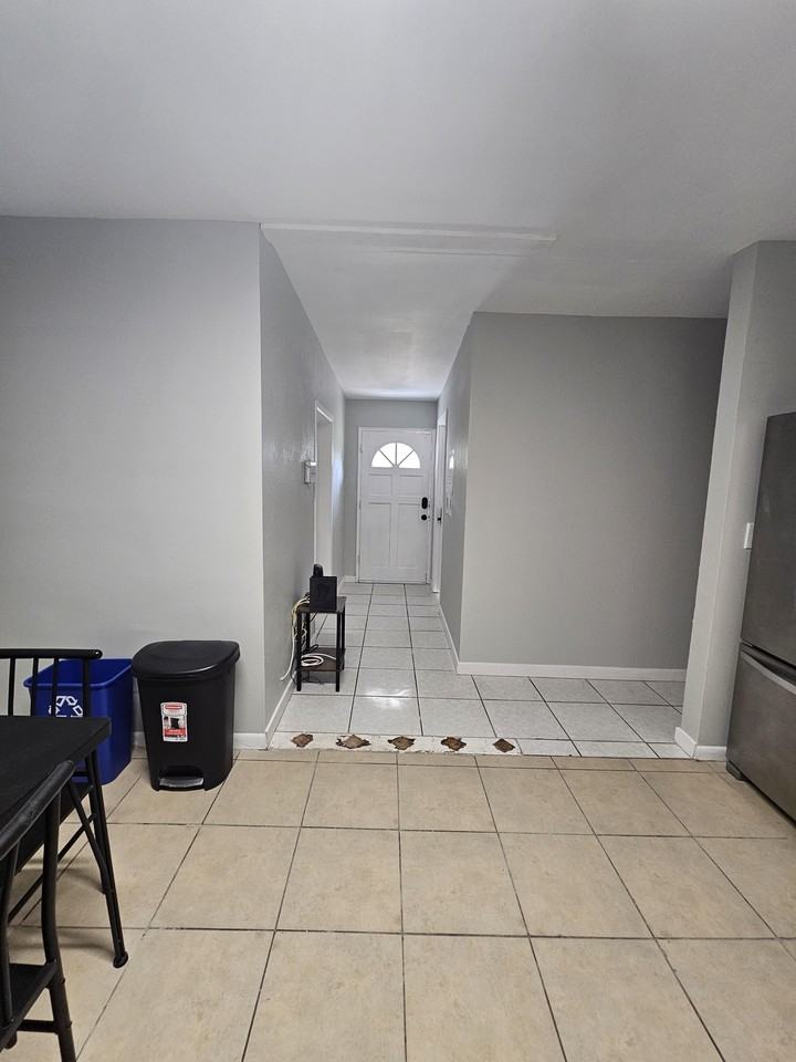 Delray Ave - Photo 7 of 18