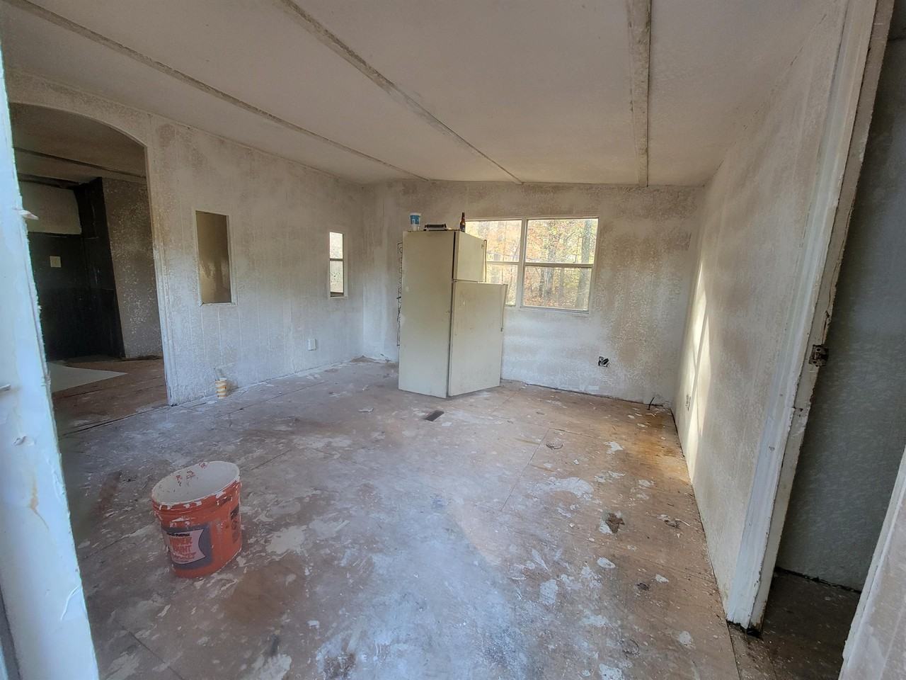 2476A Rocky Hollow Ln #2476A - Photo 2 of 7