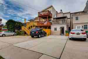 featured image of 1127 S Hanover St #1