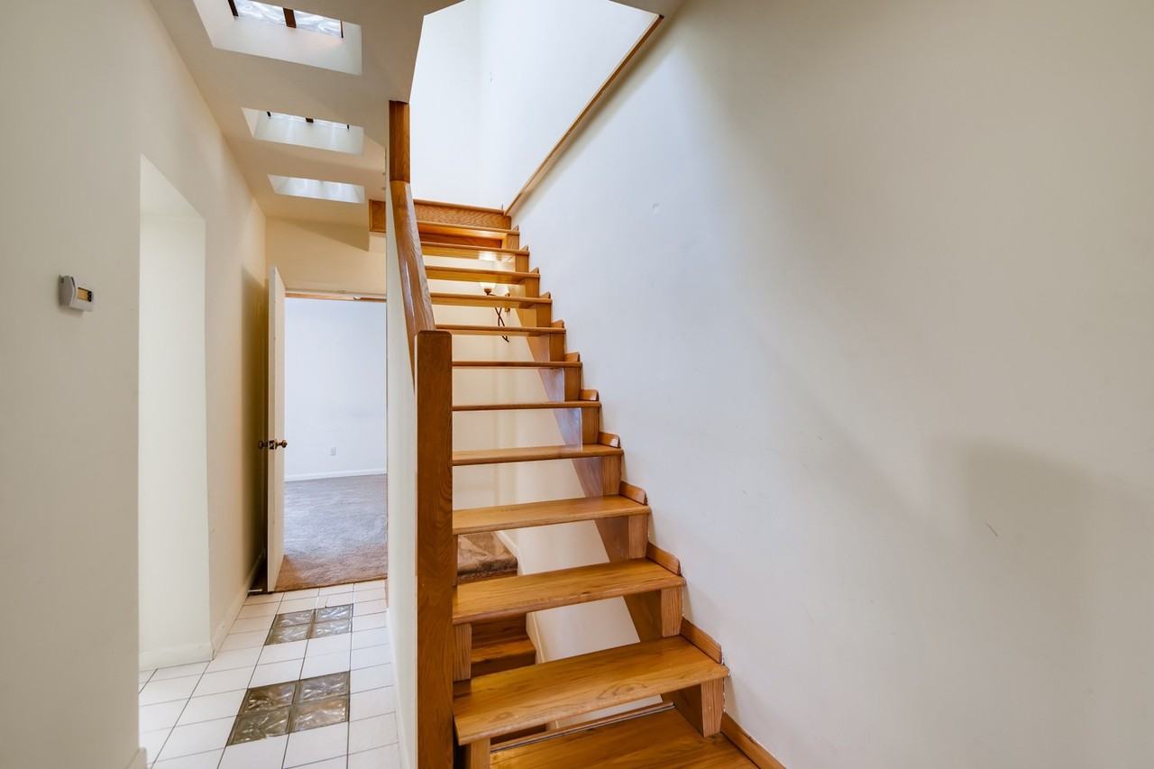 1127 S Hanover St #1 - Photo 4 of 27