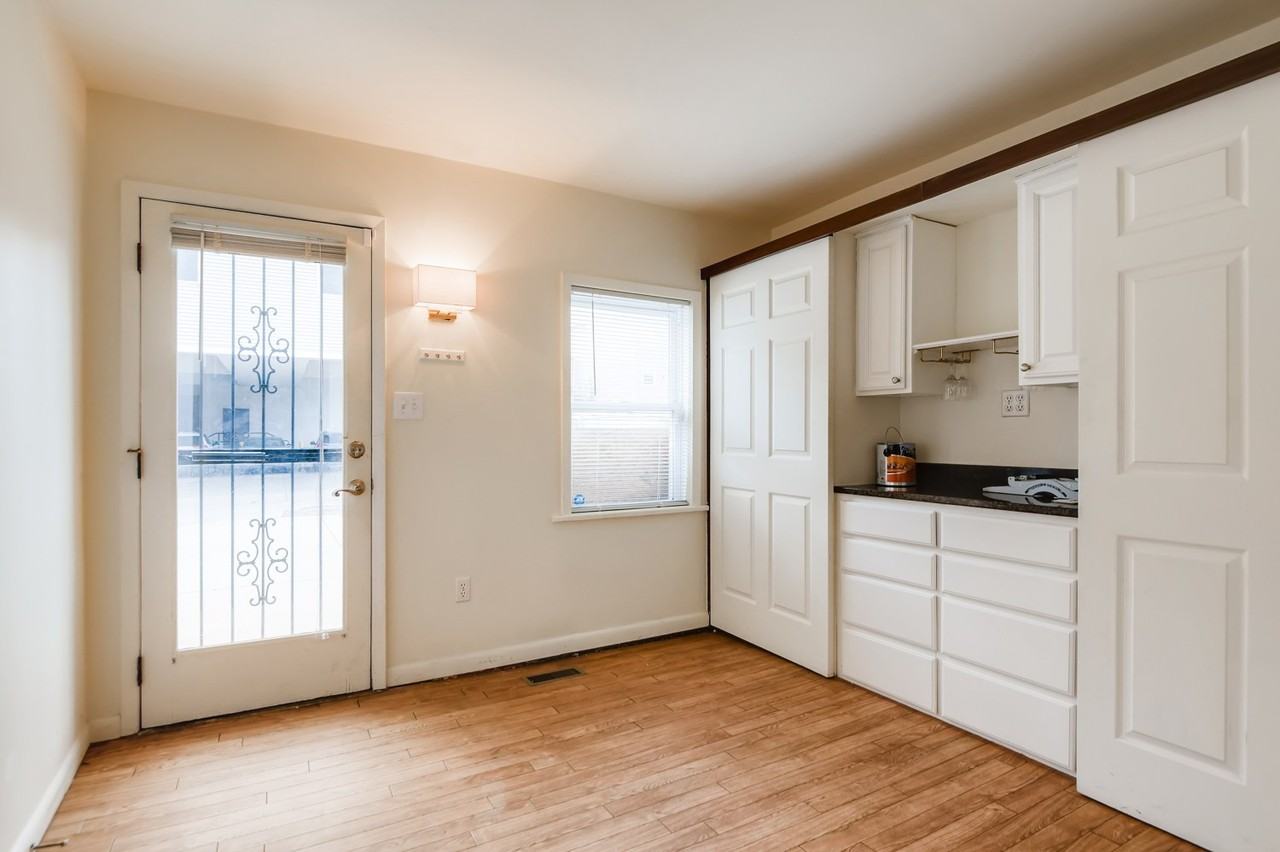 1127 S Hanover St #1 - Photo 6 of 27