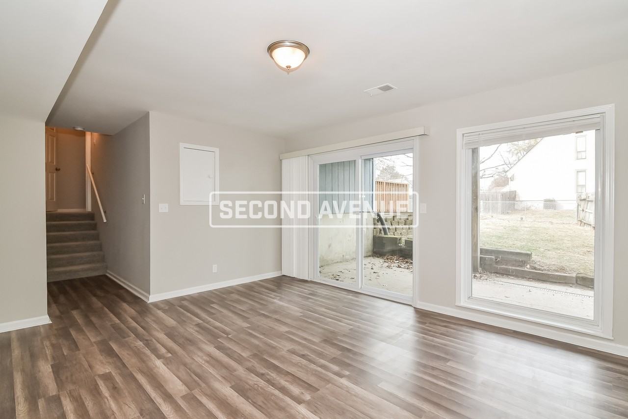 1804 Ne Gatewood Dr - Photo 4 of 19