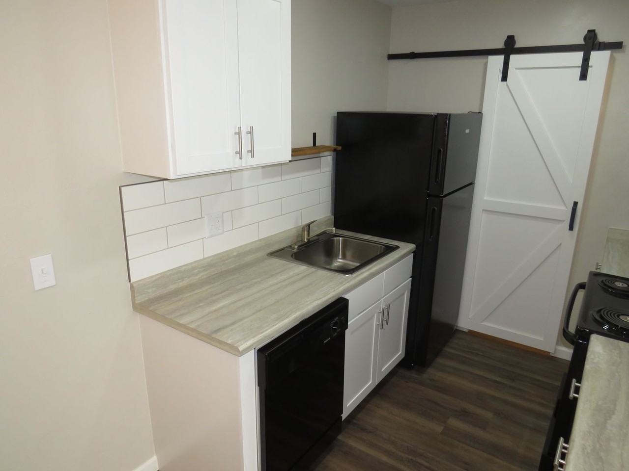 Shadowtree Apartment Homes - Photo 4 of 50