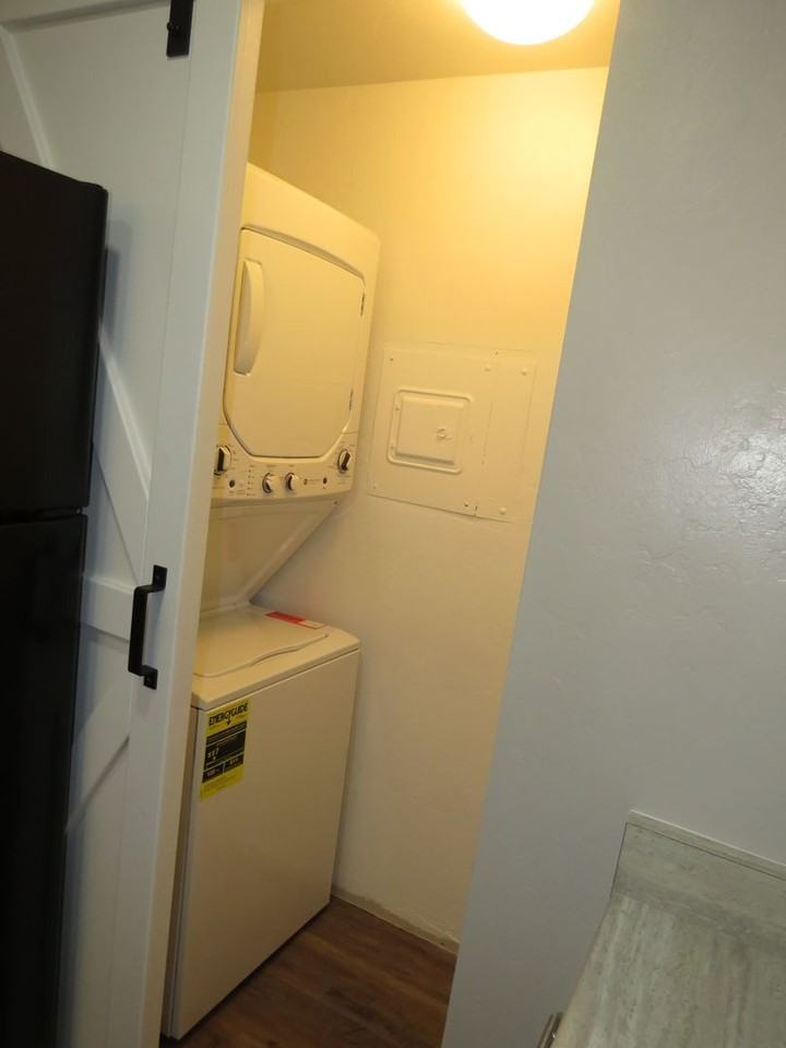 Shadowtree Apartment Homes - Photo 6 of 50