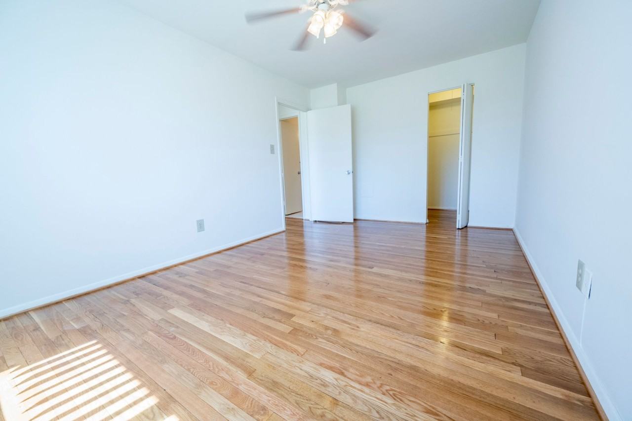 Mt Washington Manor - Photo 6 of 50