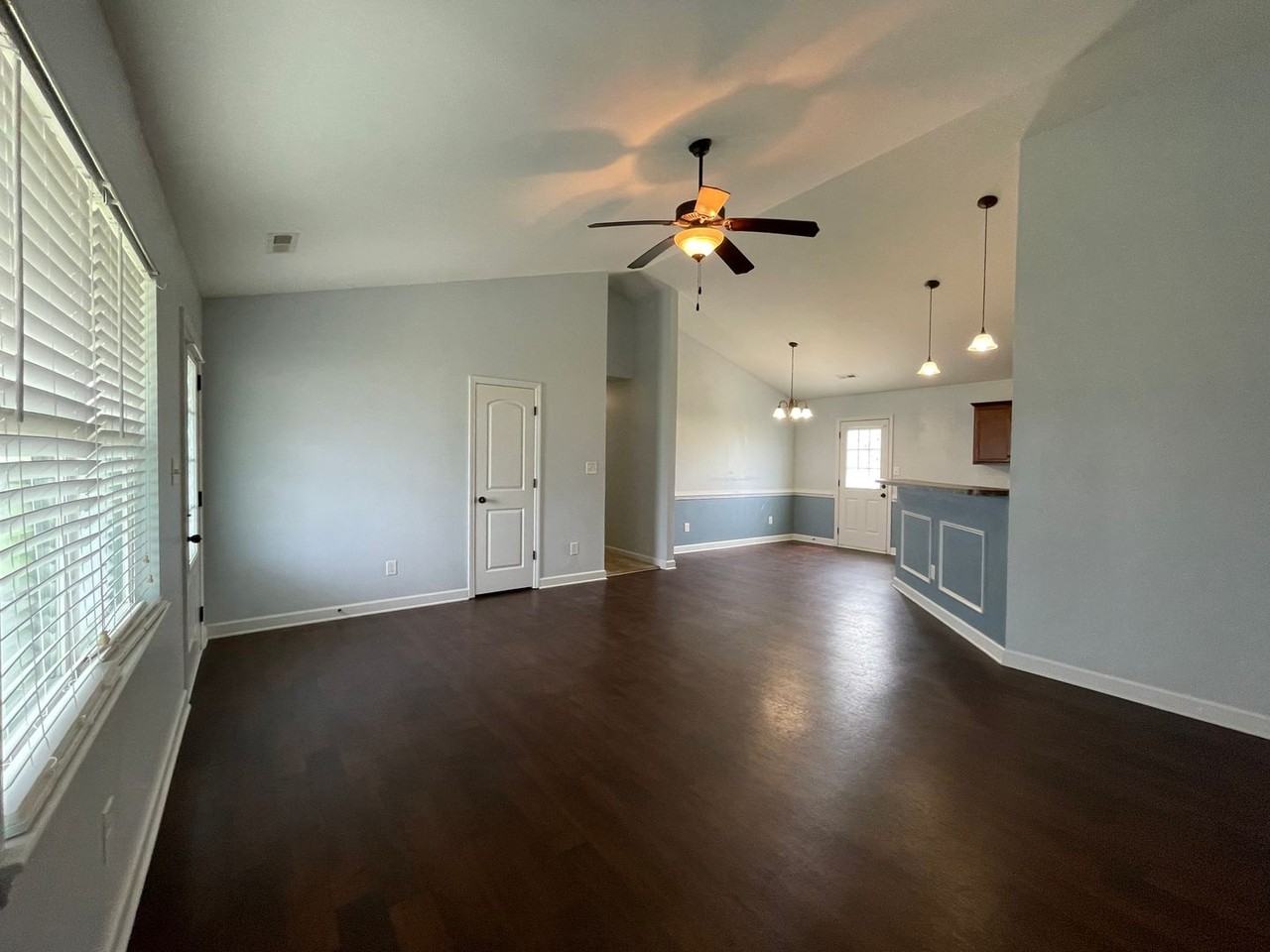 204 Misty Cove Ct - Photo 4 of 31