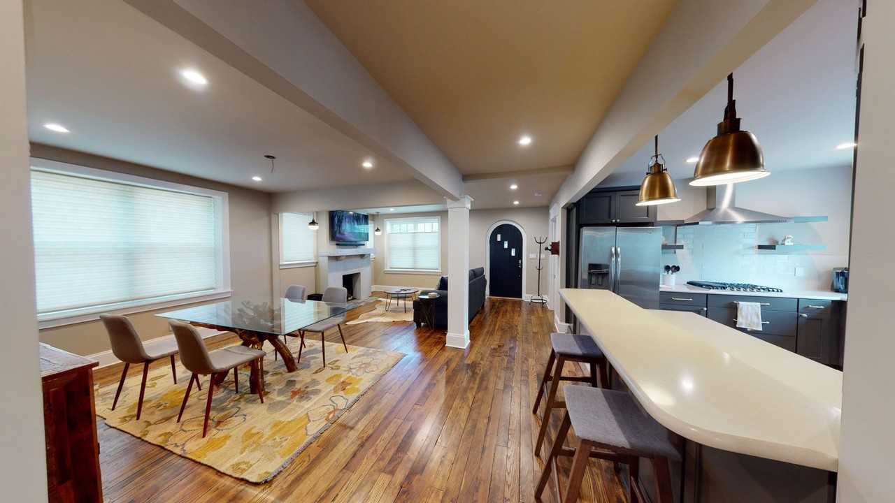 1315 1315 15th  Ave South  - Main House Lower - Photo 2 of 14