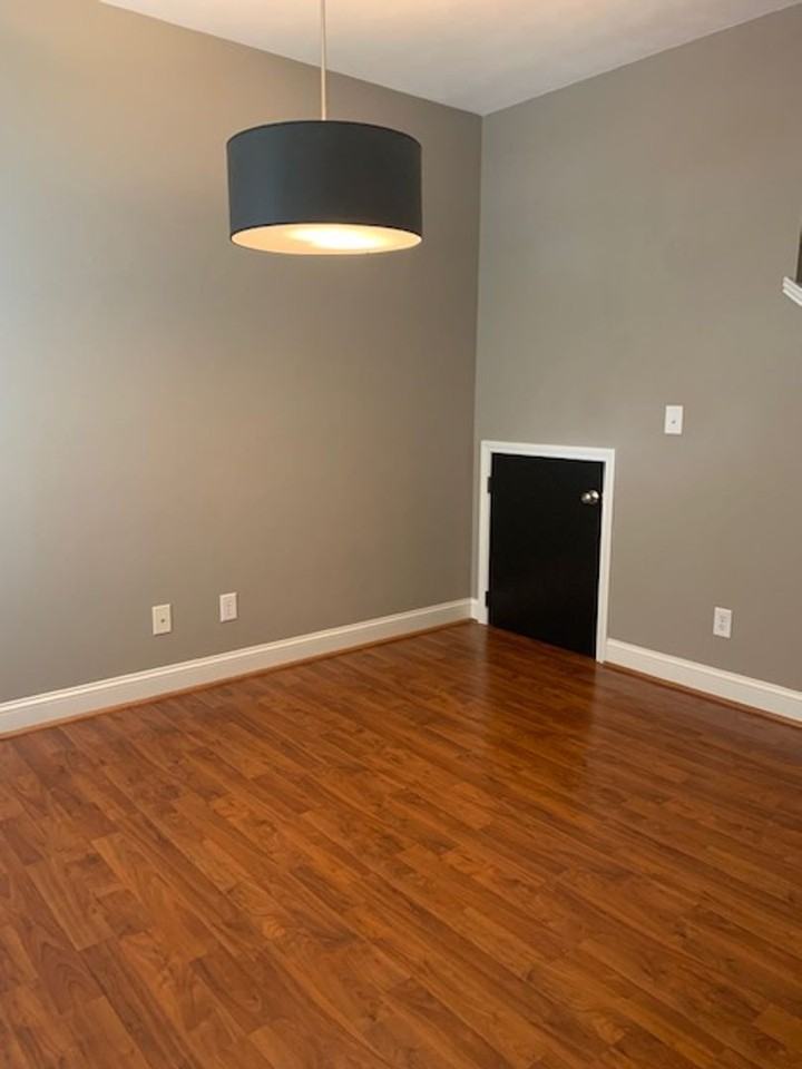 634 Janette Ave Sw - Photo 3 of 32