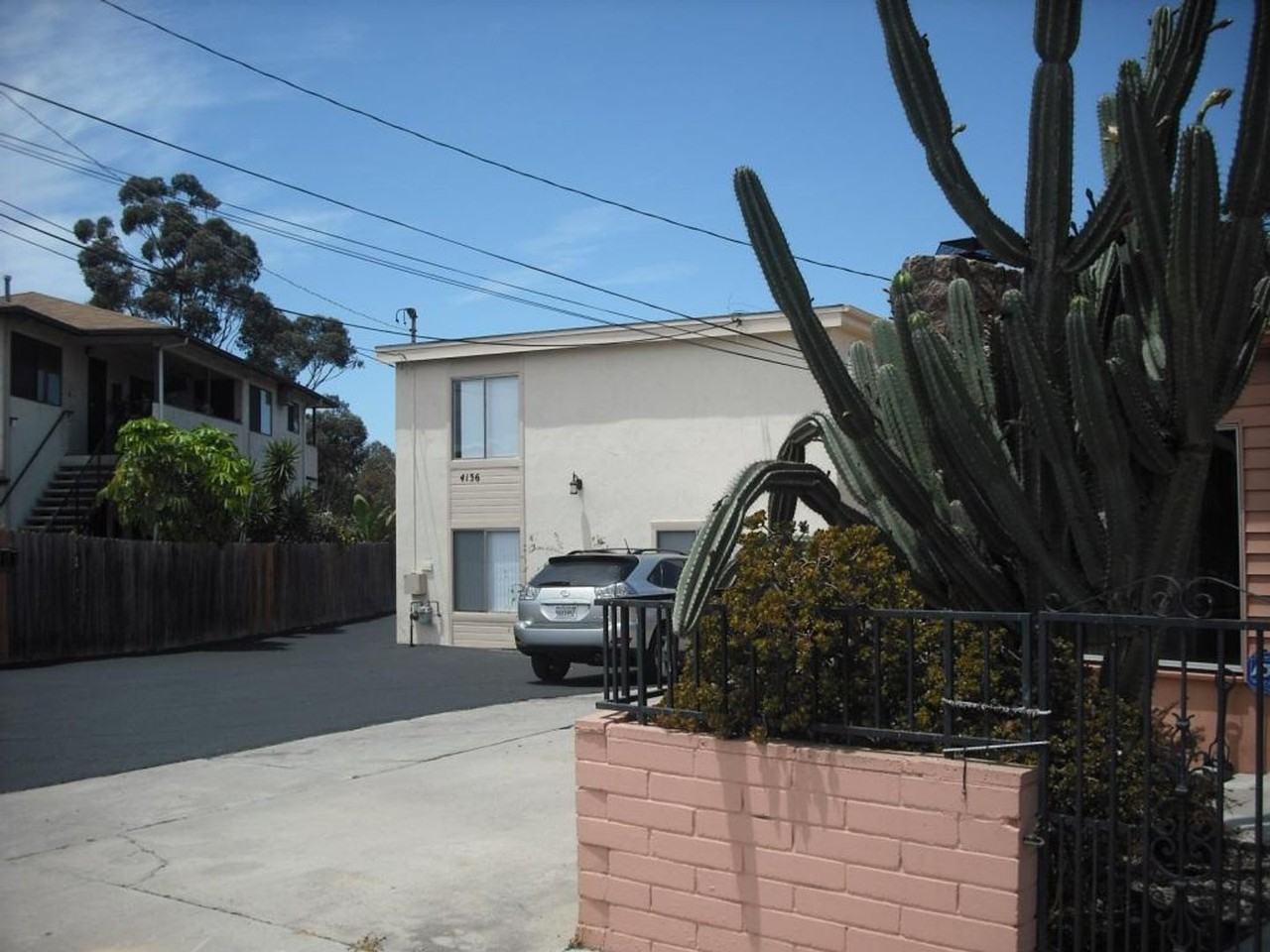 4136 Manzanita Dr - Photo 2 of 17