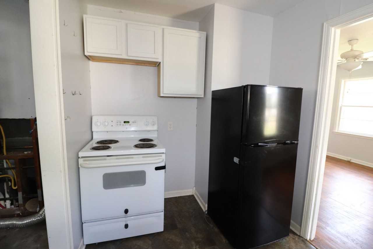 1617 N Madison St - Photo 7 of 16