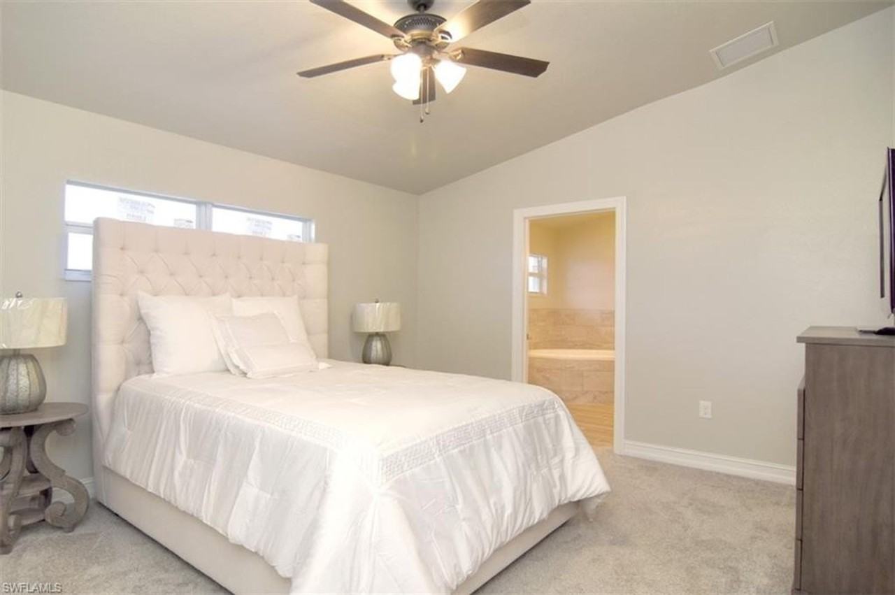 2412 Nw 8th Pl - Photo 7 of 20