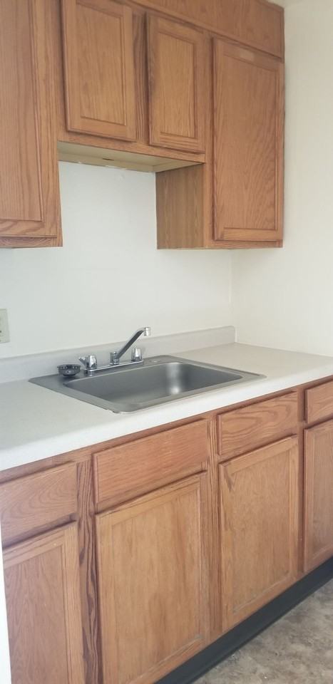 Webster Towers - Photo 5 of 27