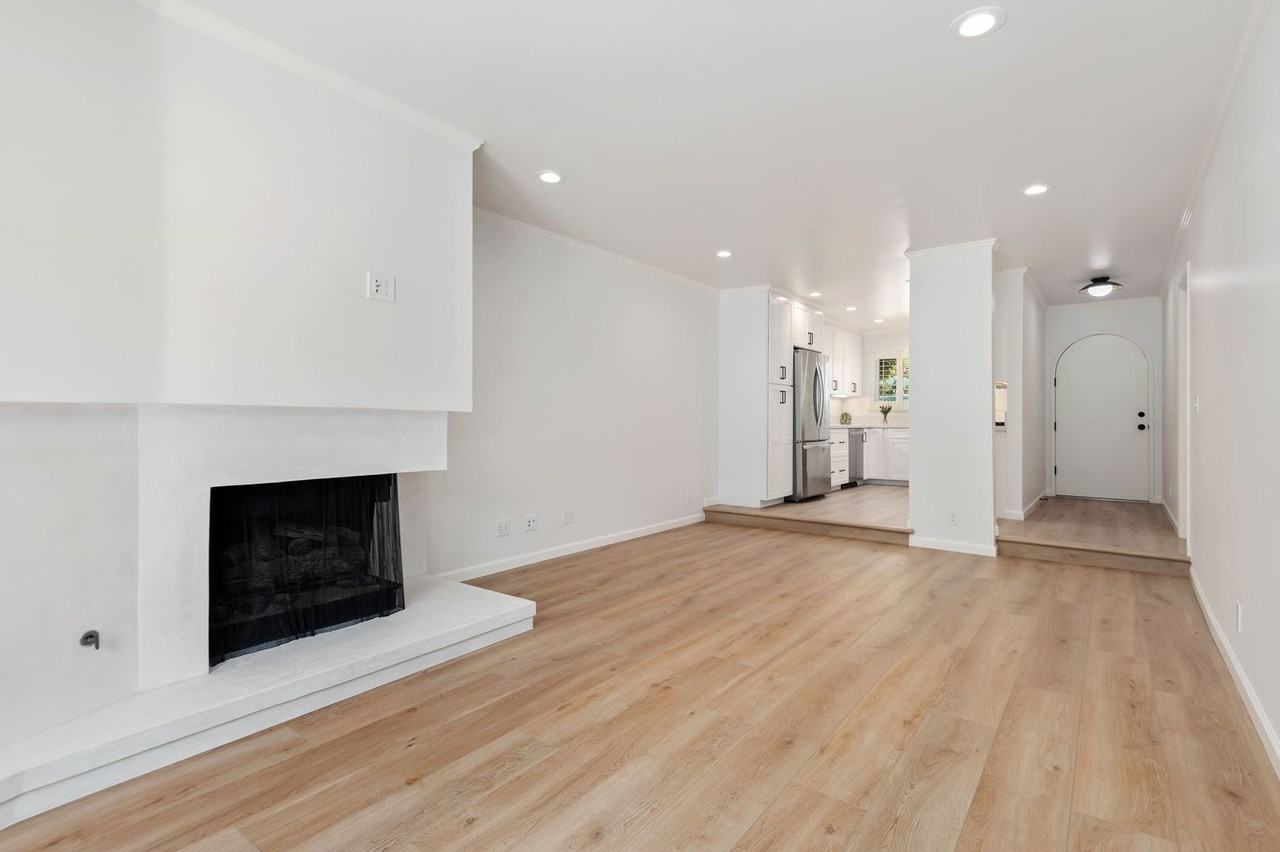 748 Casiano Dr #A - Photo 4 of 17