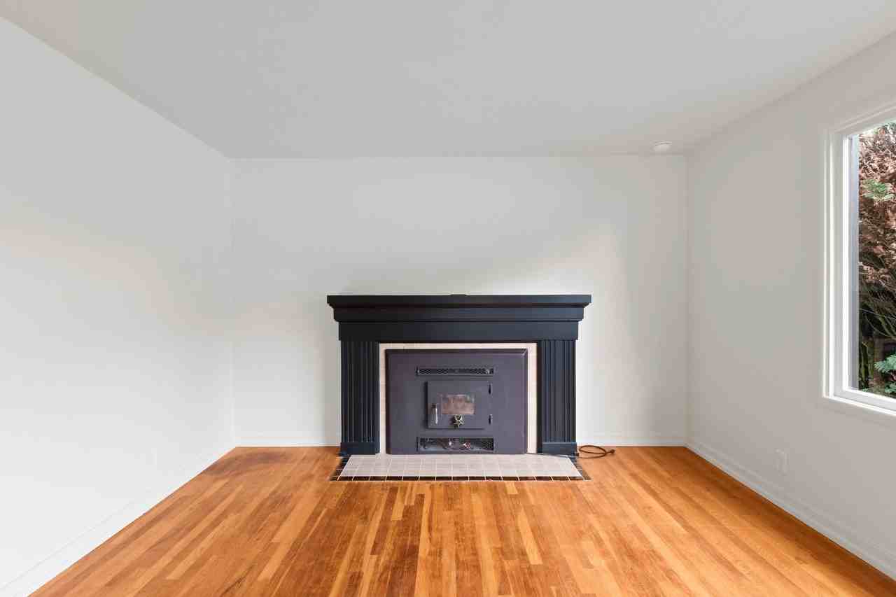 2521 W Sanson Ave - Photo 6 of 34