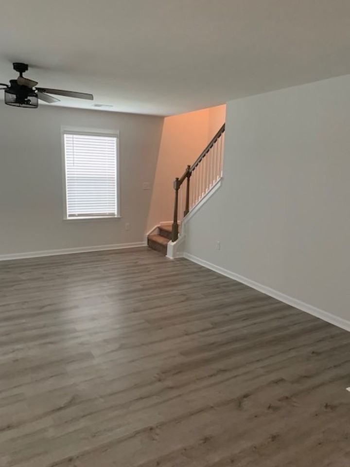 7114 Luna Mae Ct - Photo 3 of 24