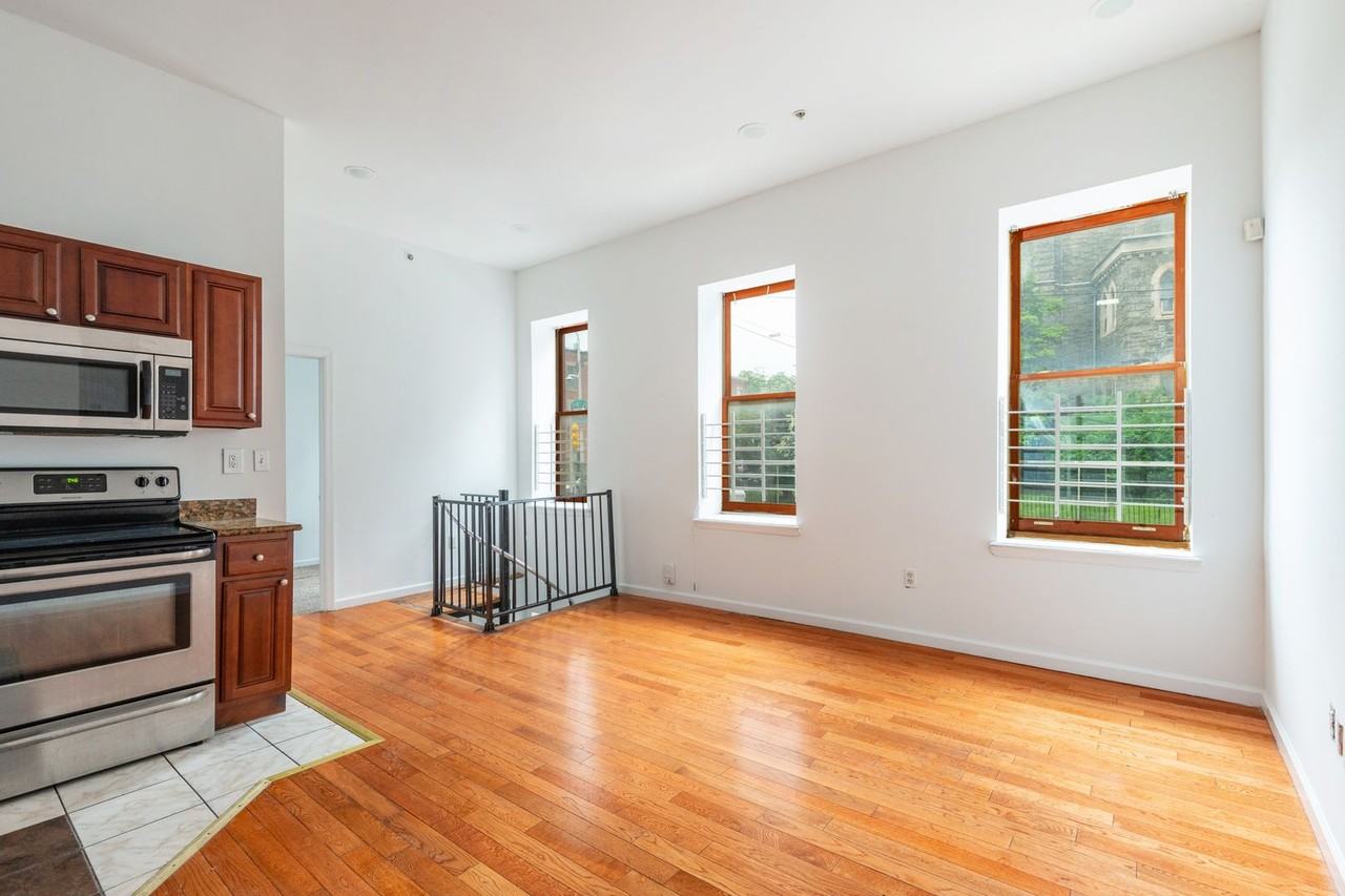 1745 W. Diamond St - Photo 5 of 33