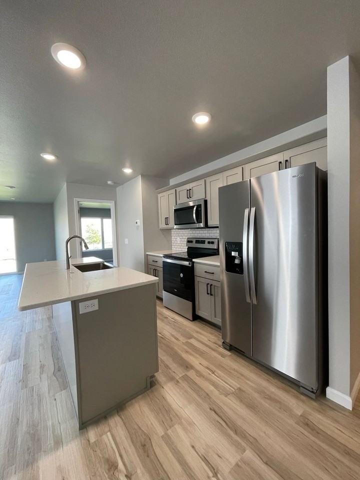 119 Marshall Loop - Photo 5 of 20