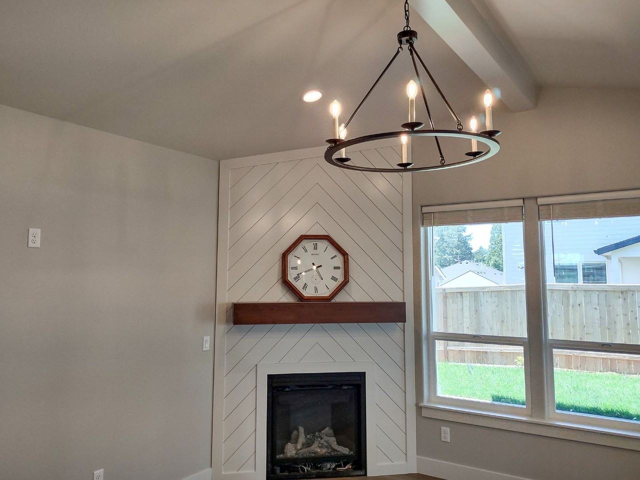 531 Nw Cascade Mountain Dr - Photo 2 of 15