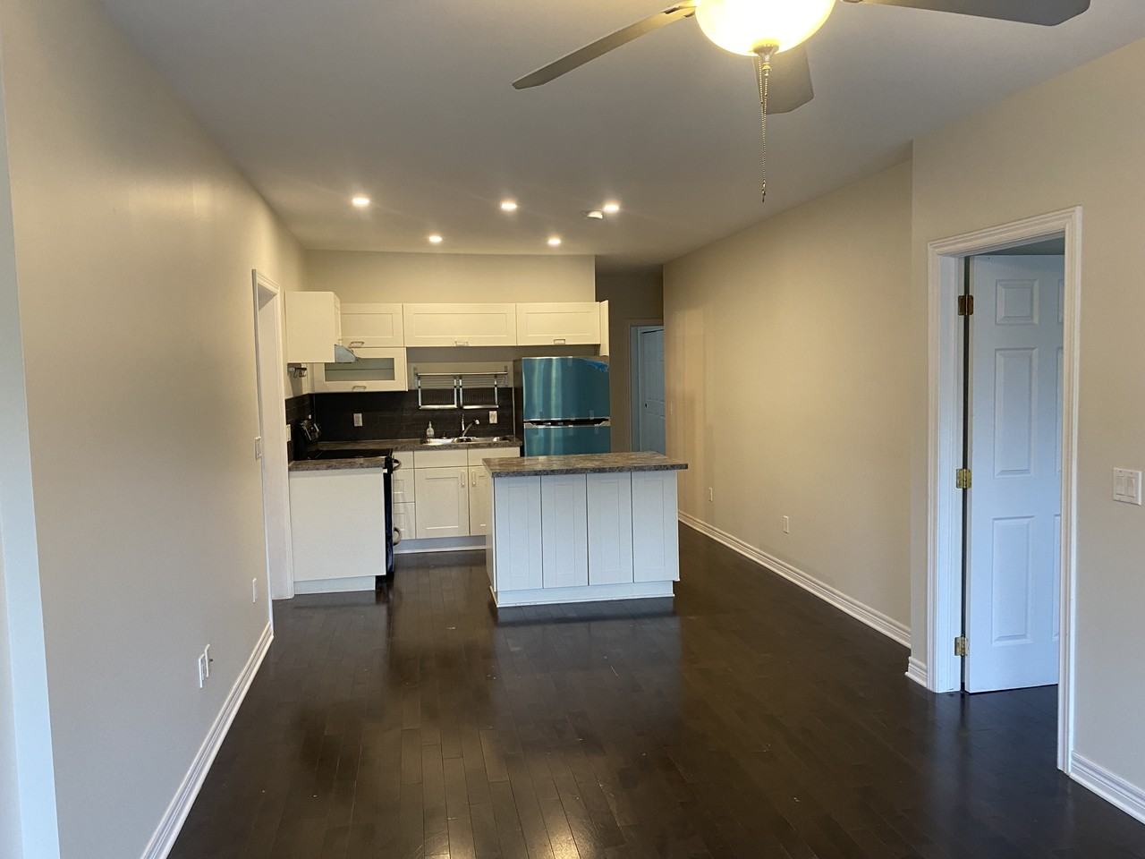 322 Queen Street, South, Unit 2 - Photo 3 of 10