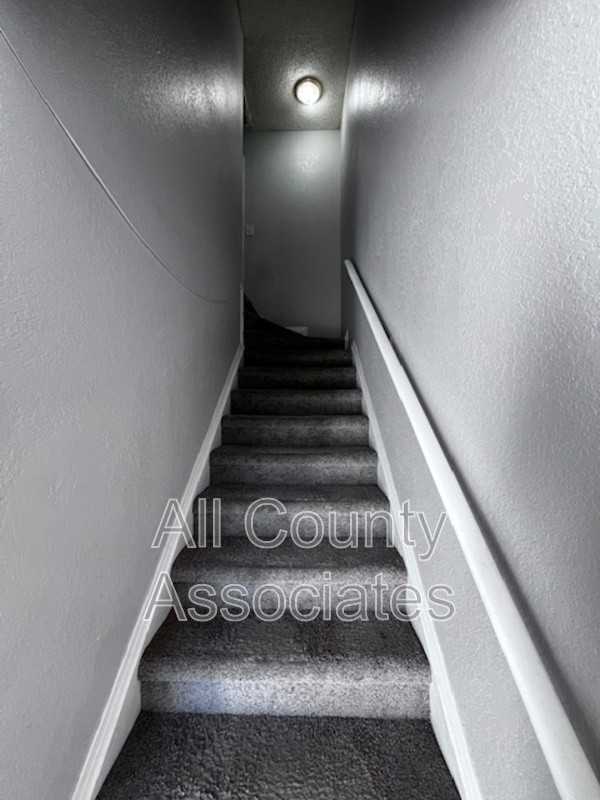 8935 Cochise Ln - Photo 4 of 10